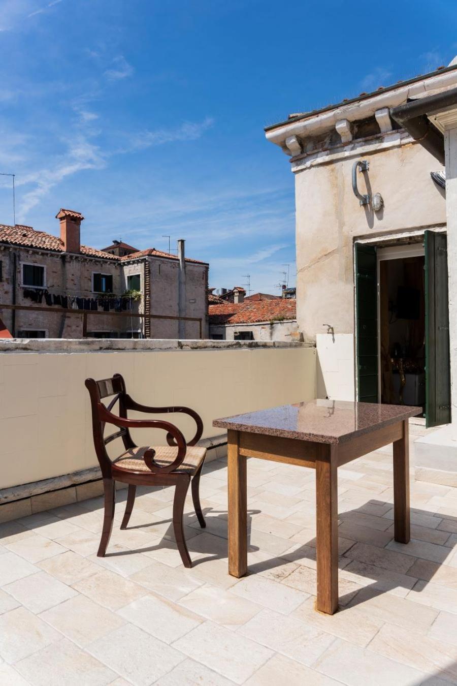Palazzo Titti Rialto Suites Венеция Экстерьер фото