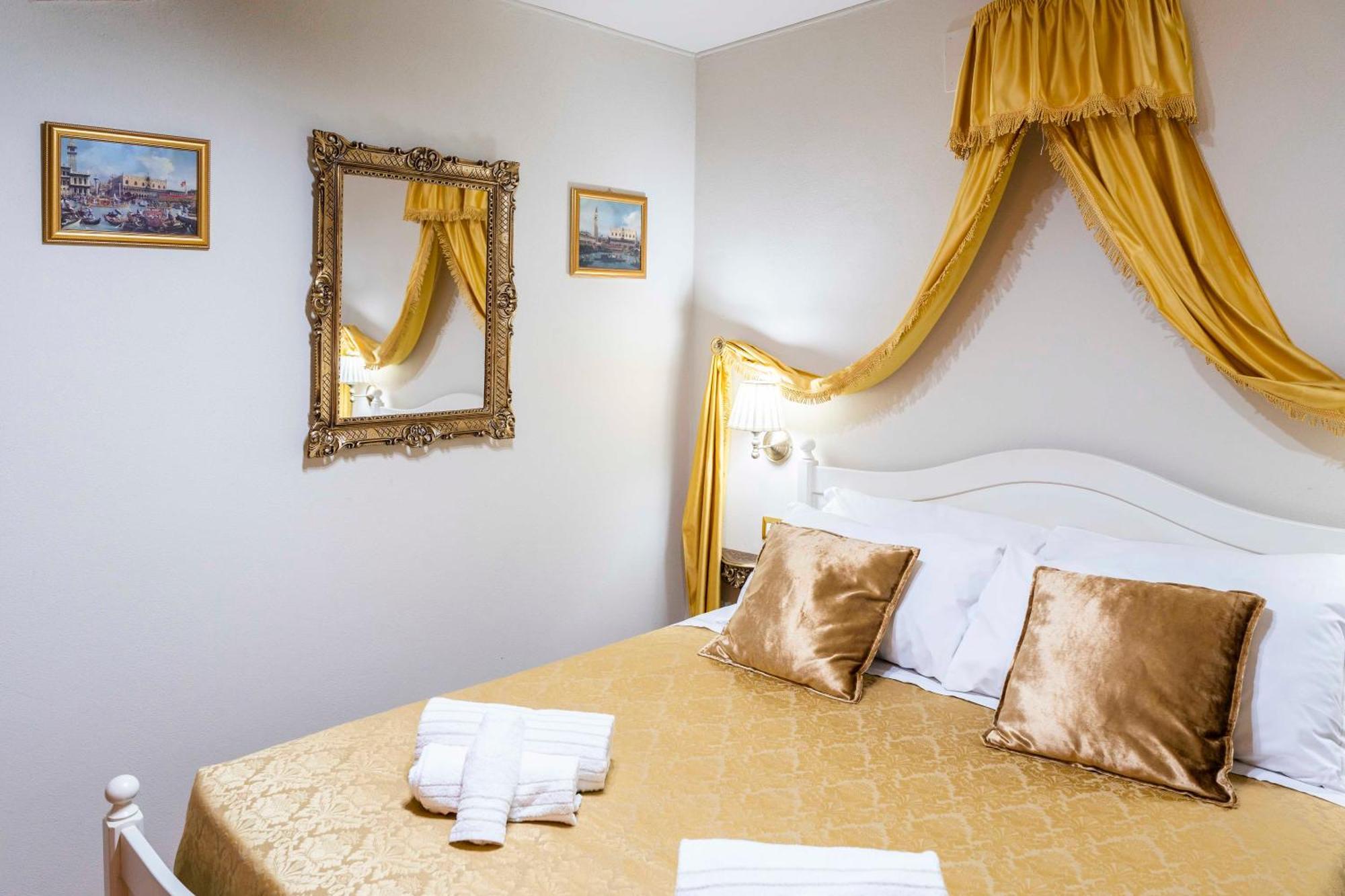 Palazzo Titti Rialto Suites Венеция Экстерьер фото